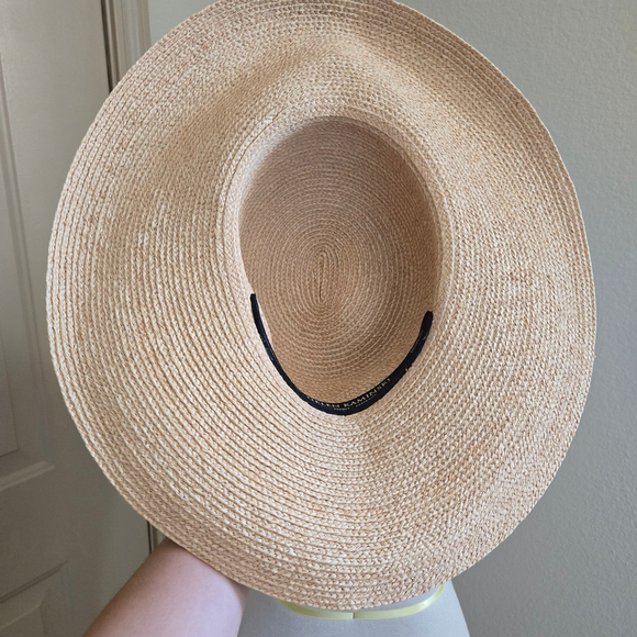 Helen Kaminski Raffia Hat with Black Ribbon wide rim 5" - Picture 4 of 5